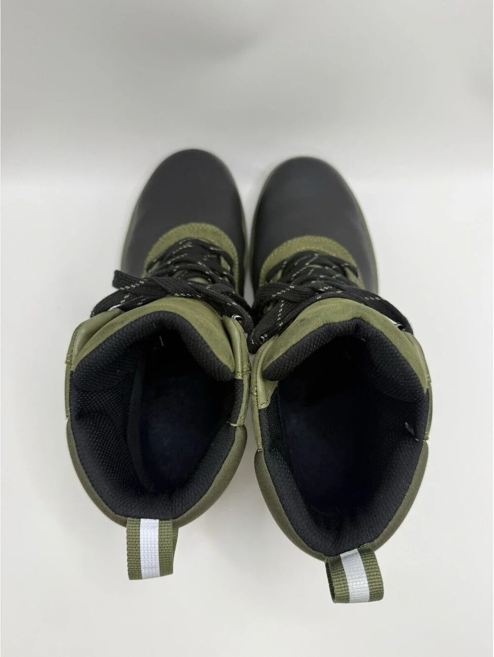 Xtratuf Men's Leather Lac Olive Lace Up Shoes LAL300 Sz 9 NWOB